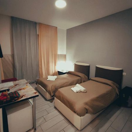 Bed and Breakfast Neapolis Center Экстерьер фото
